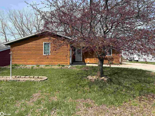 109 Oakridge Drive, Forest City, IA 50436