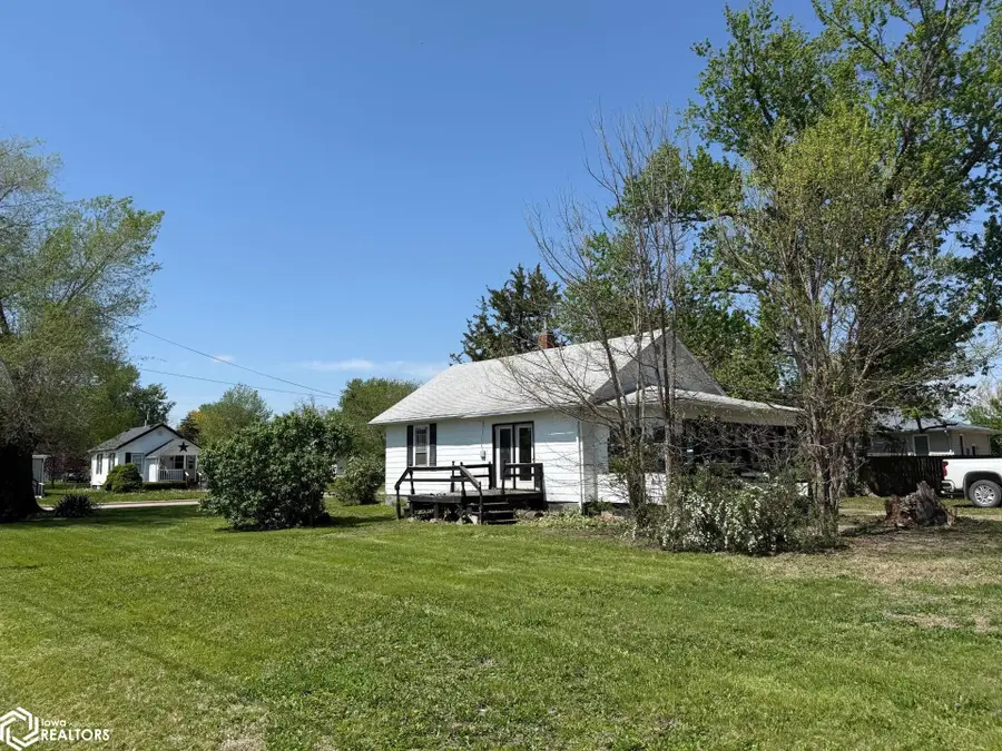 930 S Weller Street, Ottumwa, IA 52501 - #2