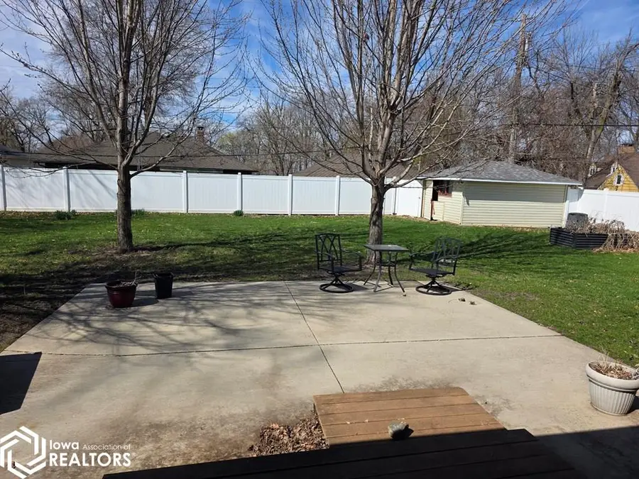 1262 N 7th Street, Fort Dodge, IA 50501 - #3