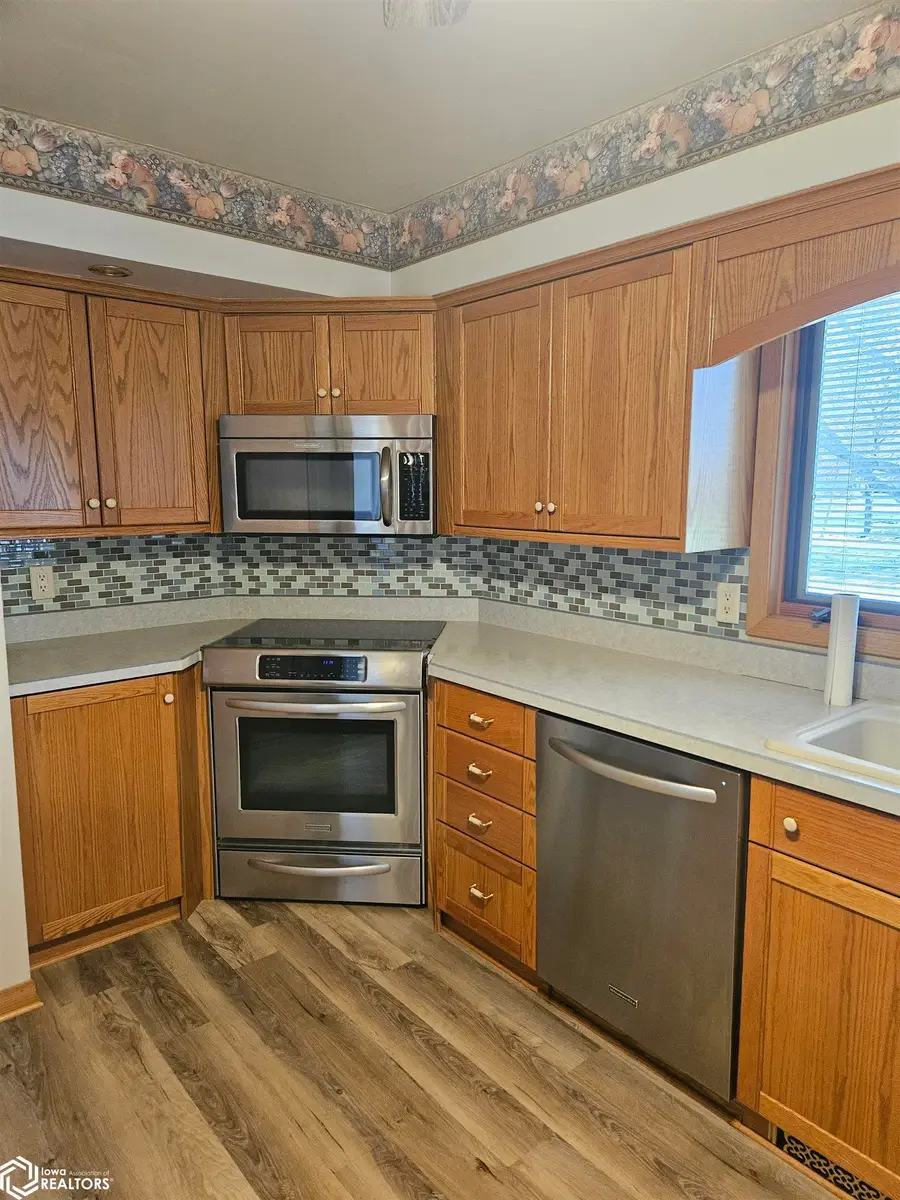 204 S Roan Street, Algona, IA 50511 - #3