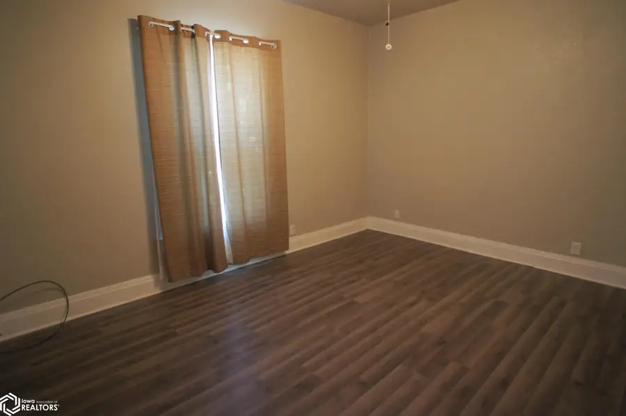 1116 Bank Street, Webster City, IA 50595 - #2