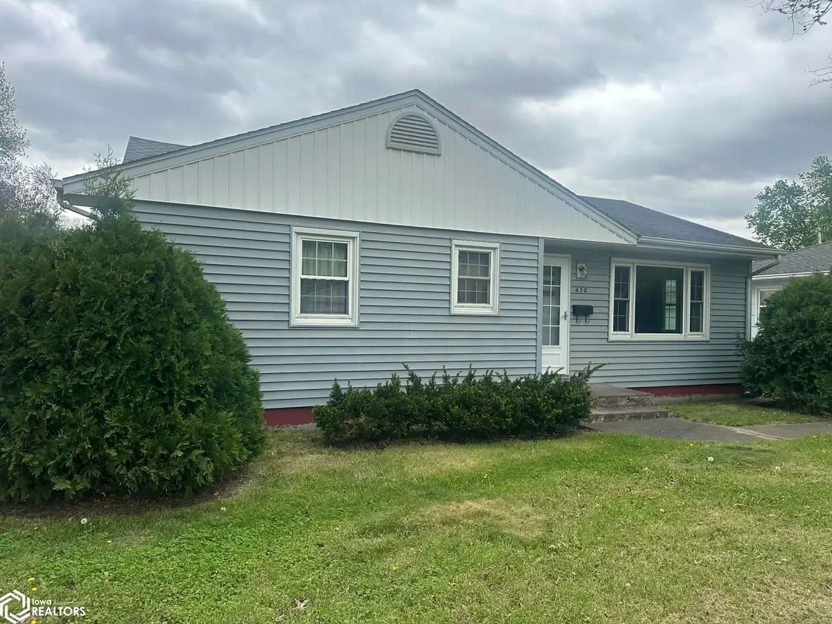 430 S Pocahontas Street, Ottumwa, IA 52501 - #1