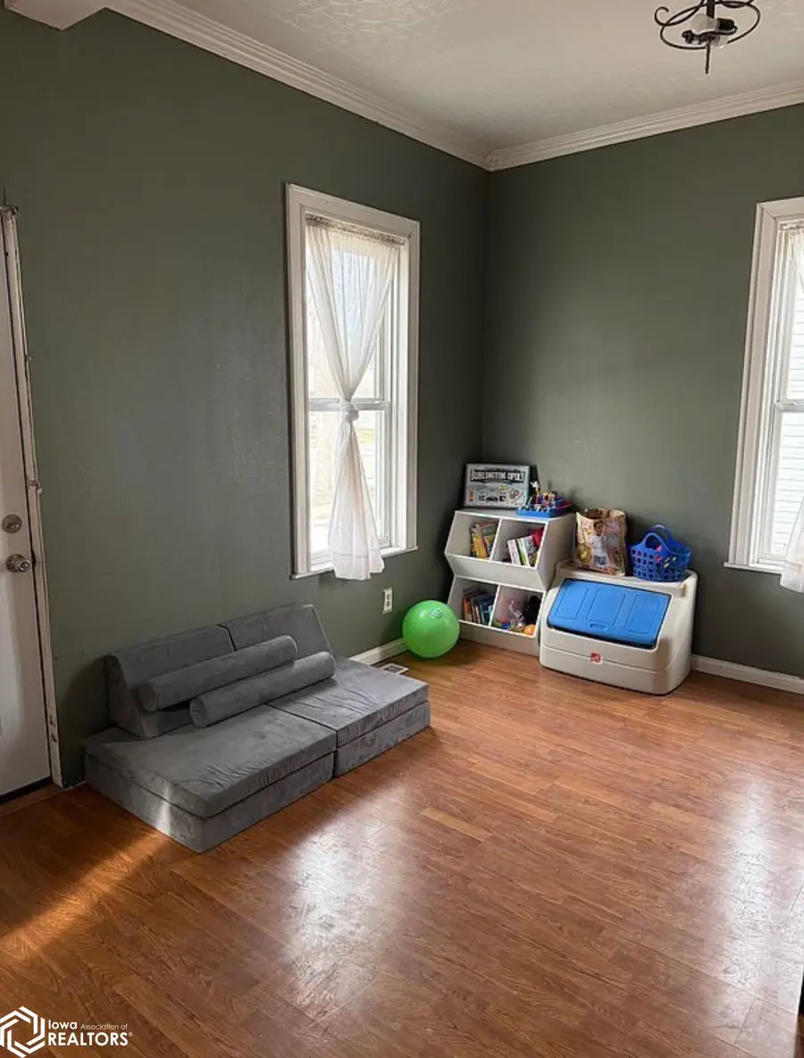 220 Summer Street, West Burlington, IA 52655 - #2