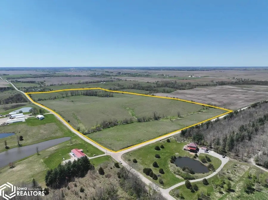 Mahogany Avenue, Fairfield, IA 52556 - #3