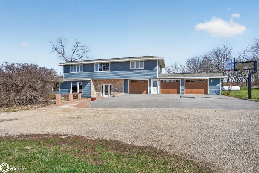 20509 290th Street, Parkersburg, IA 50665 - #2