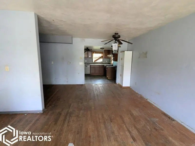 103 W Sherrie Lane, New London, IA 52645 - #3