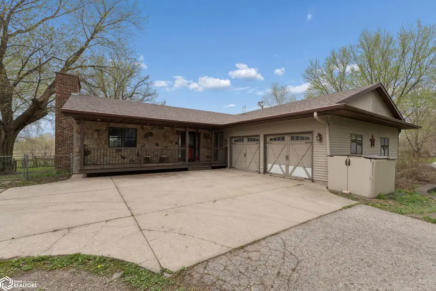 36778 Holtan Ln, Forest City, IA 50436 - #2