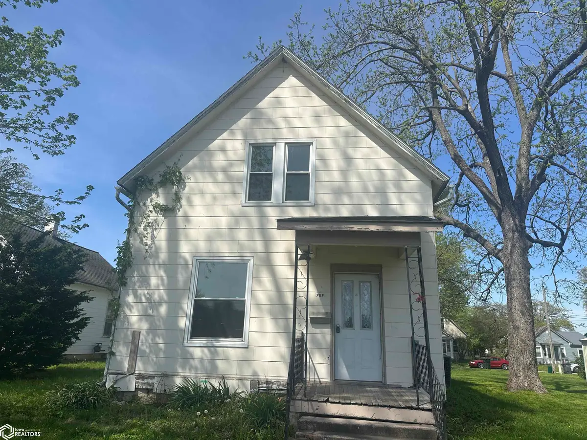 707 S Starr Avenue, Burlington, IA 52601 - #1