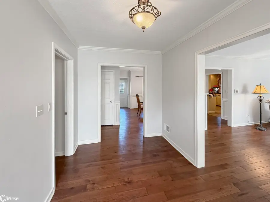 403 Jason Avenue, Iowa Falls, IA 50126 - #3