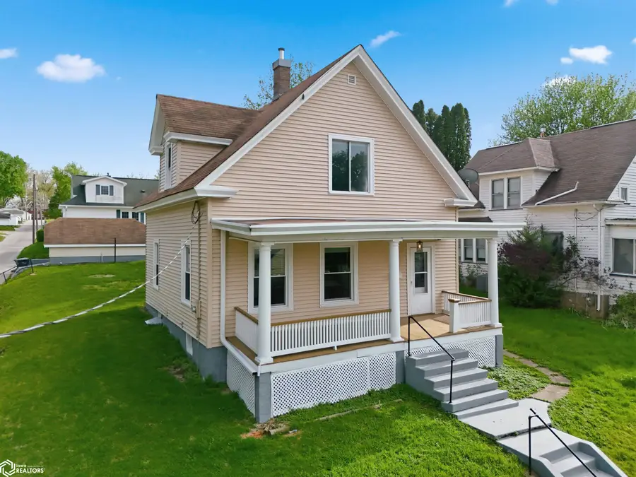 315 Lewis Street, Burlington, IA 52601 - #3