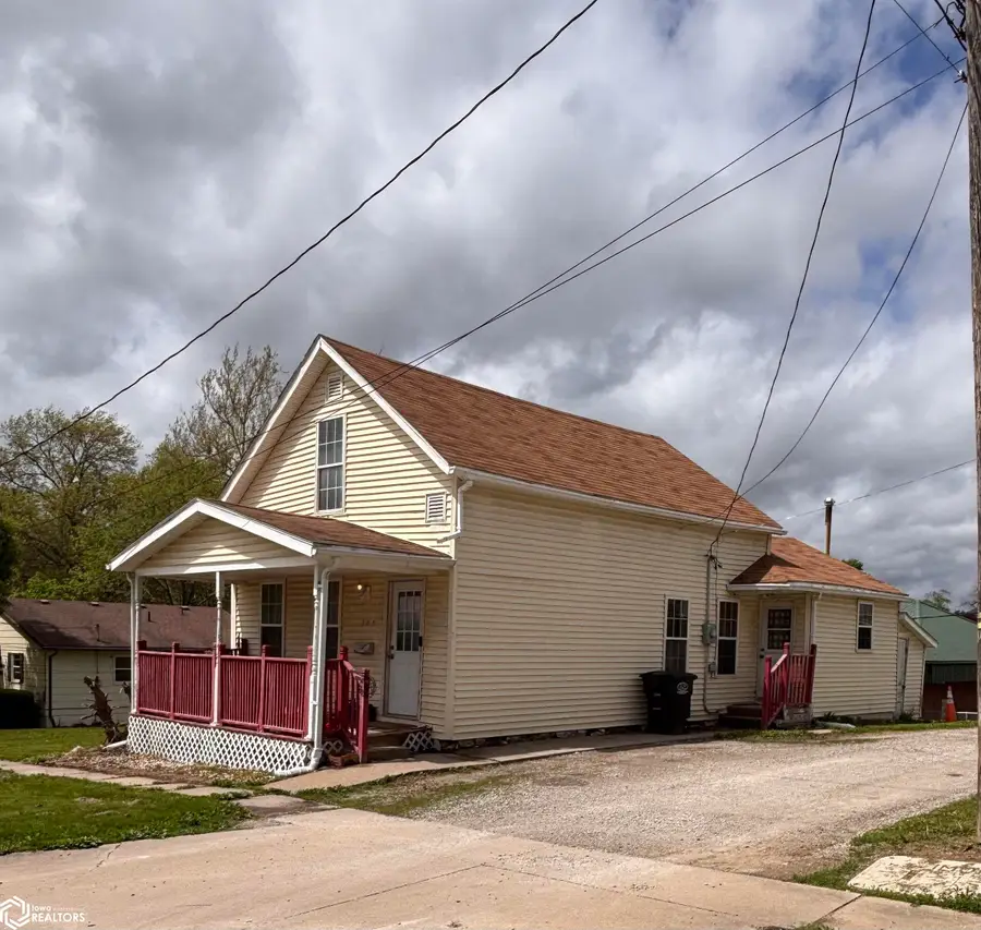 305 W Clay Street, Mount Pleasant, IA 52641 - #2