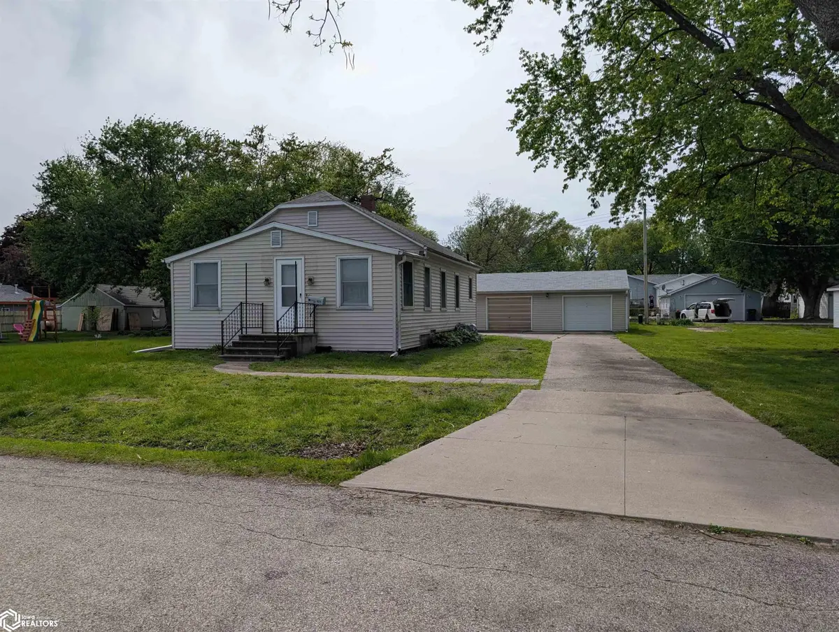 925 Shields Street, Burlington, IA 52601 - #1