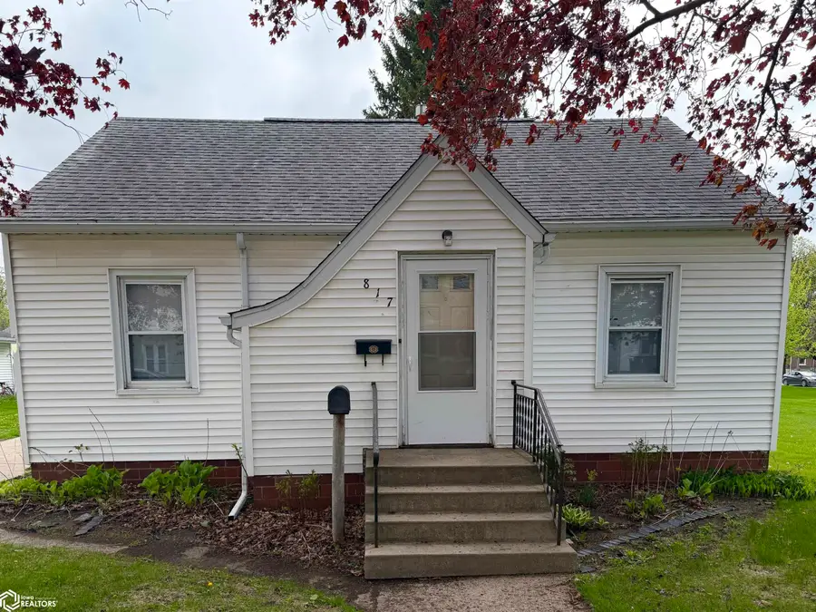 817 Pierce, Iowa Falls, IA 50126 - #2