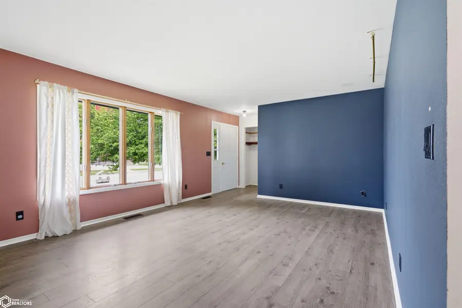 101 Spring Street, West Burlington, IA 52655 - #3