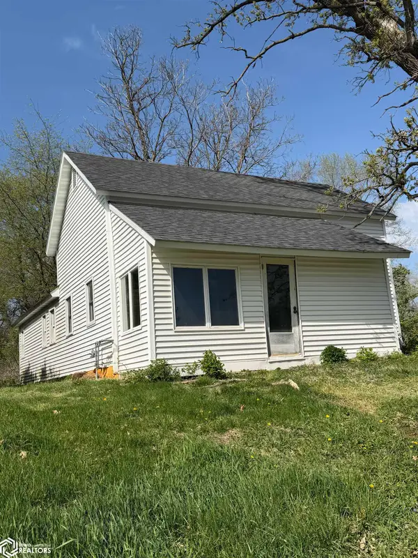 702 14th Avenue, Eldora, IA 50627