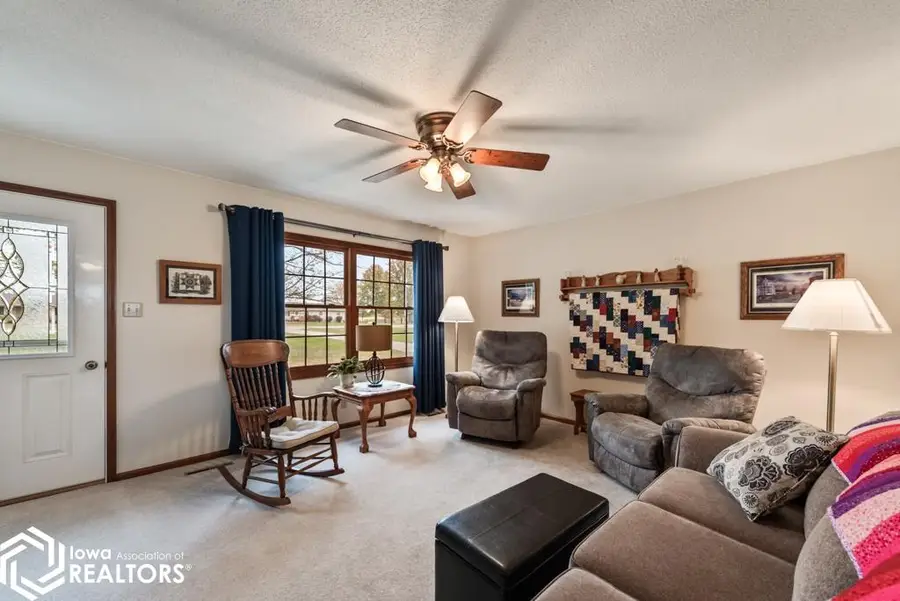 22789 195th St, Bloomfield, IA 52537 - #3