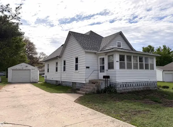 1014 Quint Avenue, Carroll, IA 51401