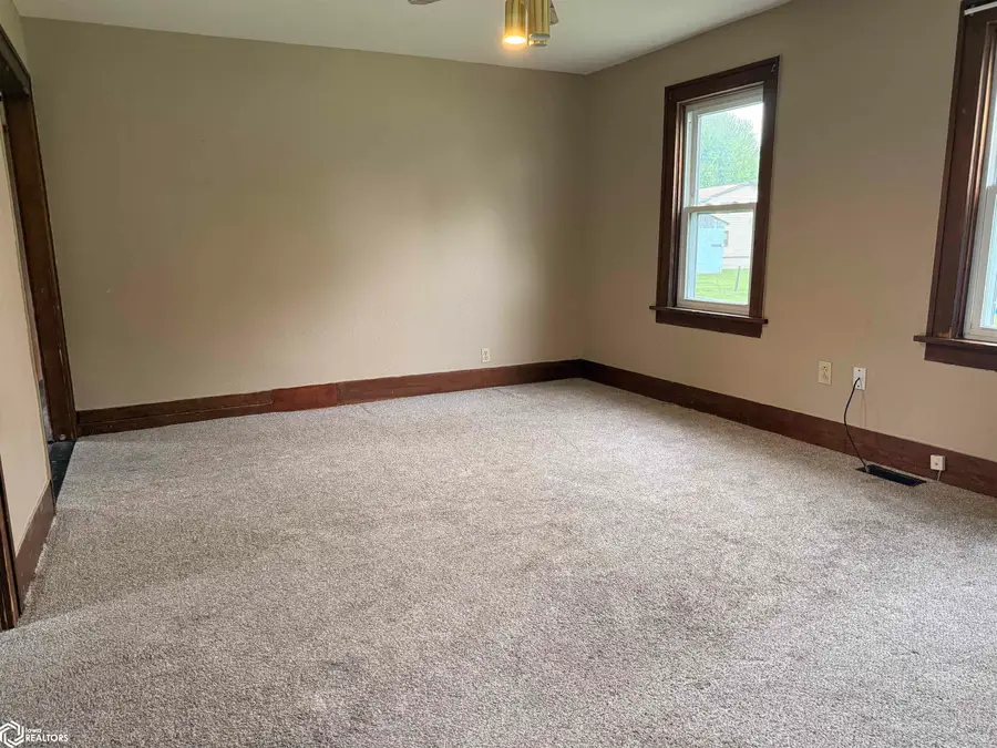 1014 Quint Avenue, Carroll, IA 51401 - #3