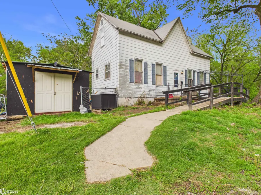 325 Marion Street, Warsaw, IL 62379 - #3