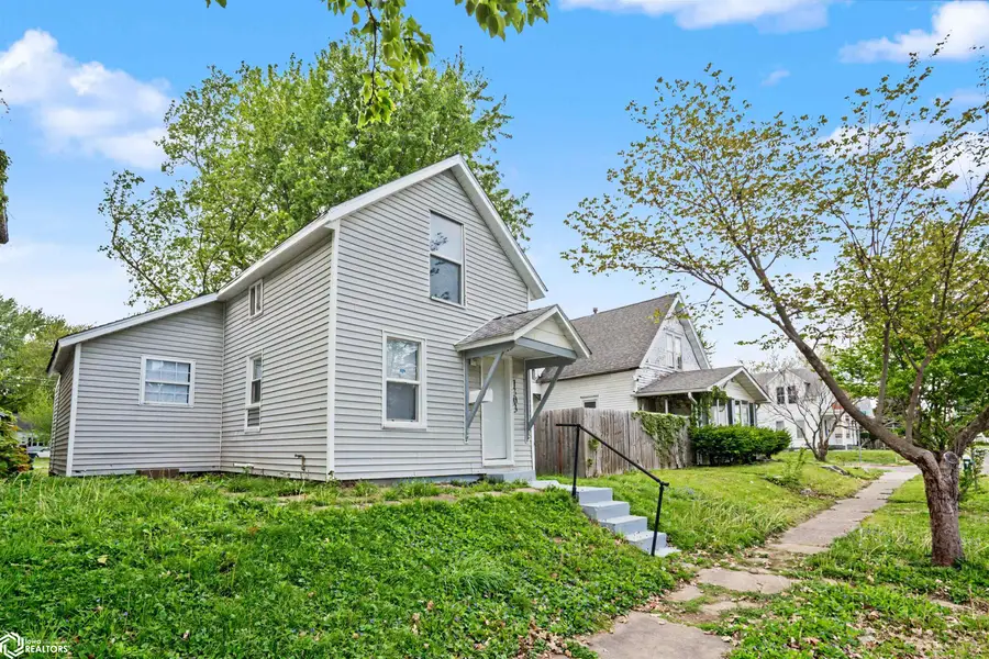 1303 S Central Avenue, Burlington, IA 52601 - #2