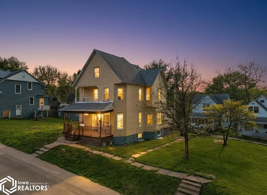 253 S Central Avenue, Burlington, IA 52601 - #2