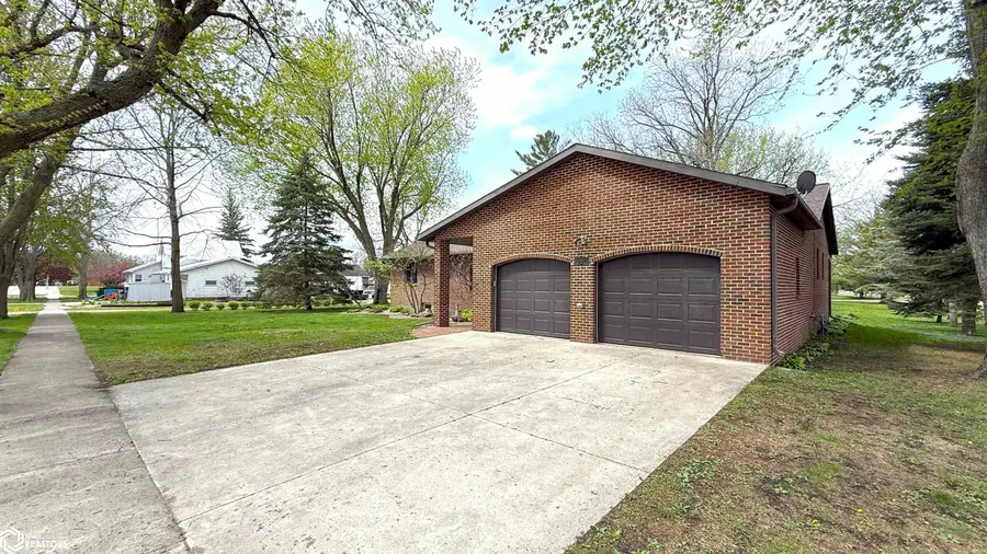 212 N 5th Street, Thornton, IA 50479 - #3