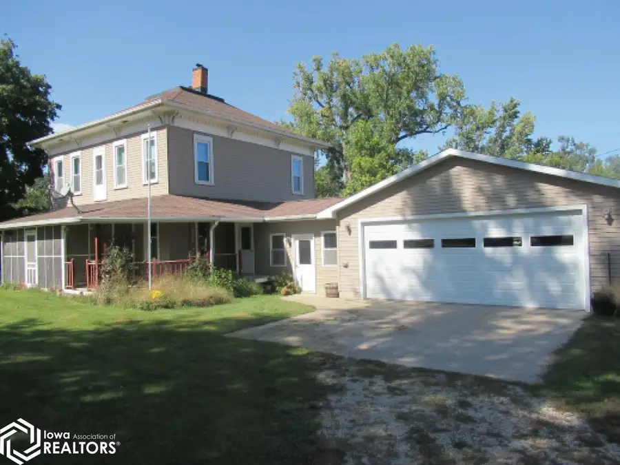 4617 Durow Road, Center Point, IA 52213 - #2