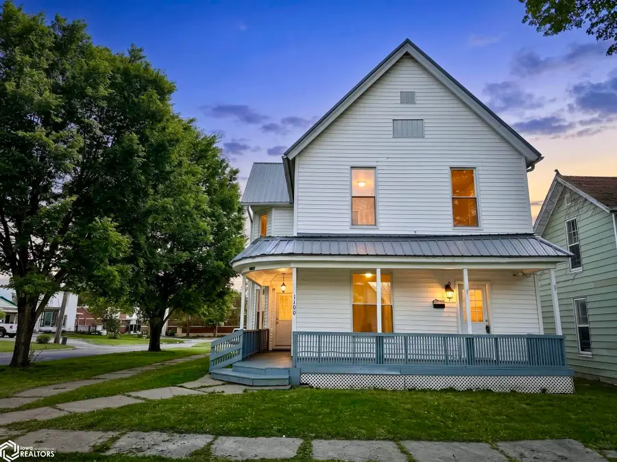 1100 S 10th Street, Burlington, IA 52601 - #2