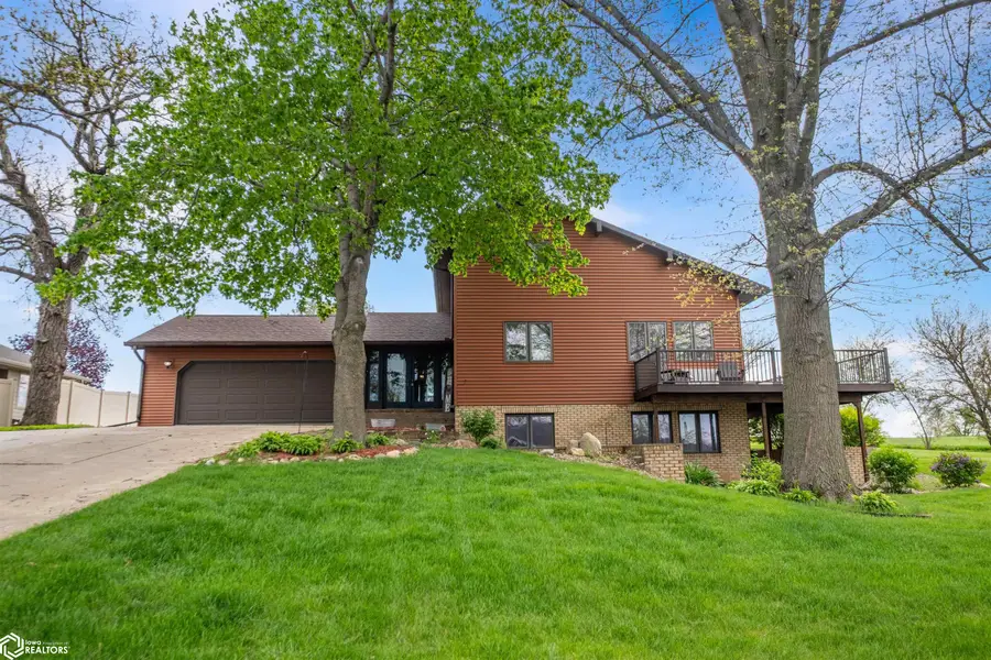 1014 Oakland Drive, Tama, IA 52339 - #3