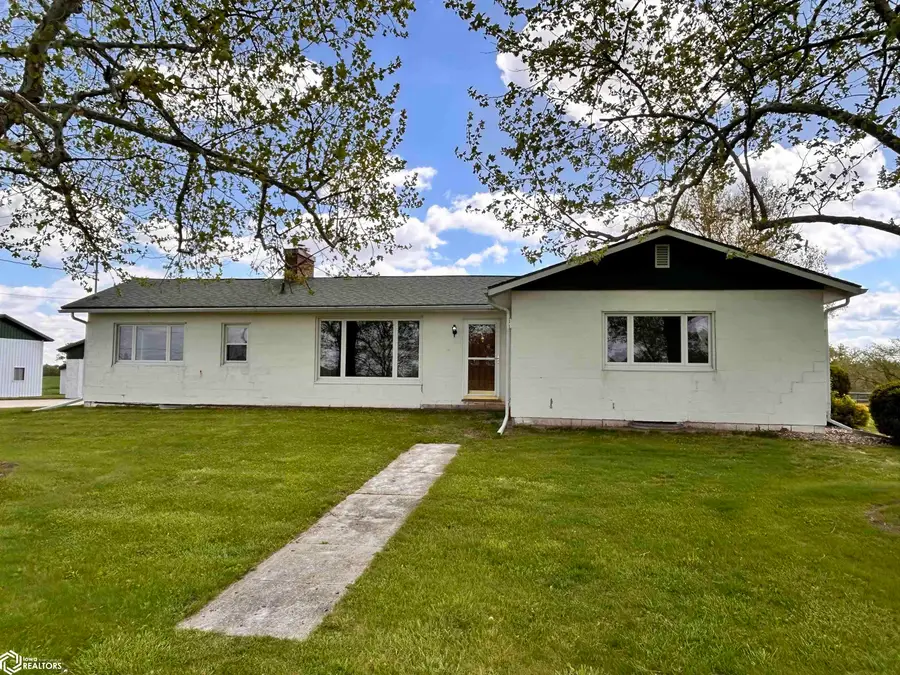 1404 Lake Road, Ottumwa, IA 52501 - #2