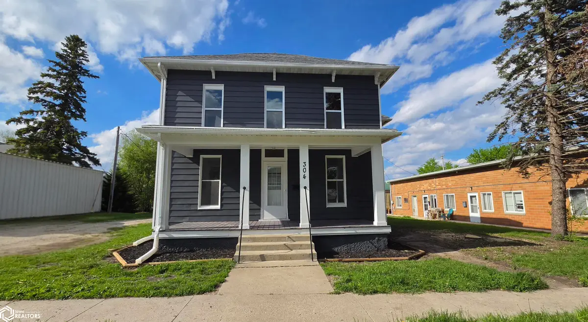 304 E Lincoln Way, Jefferson, IA 50129 - #1