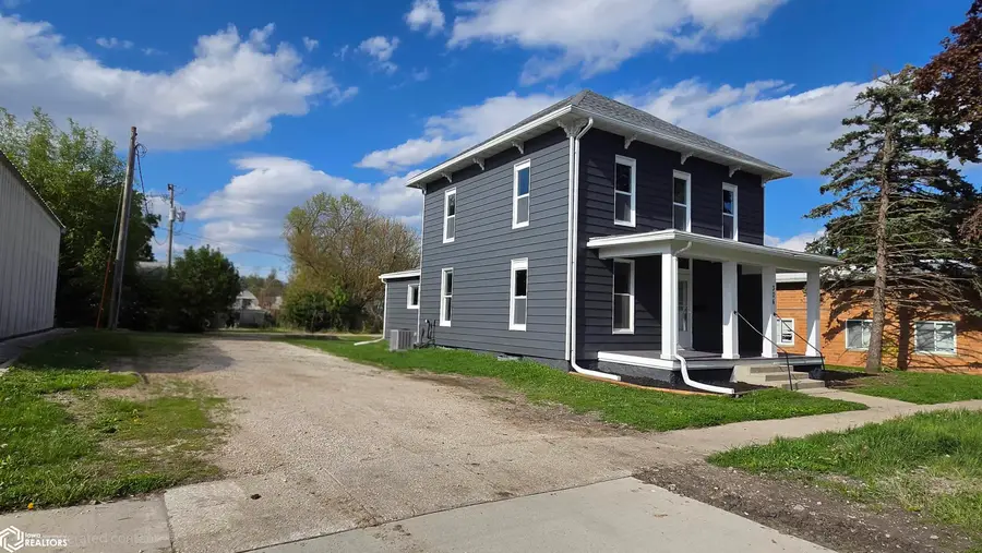 304 E Lincoln Way, Jefferson, IA 50129 - #2
