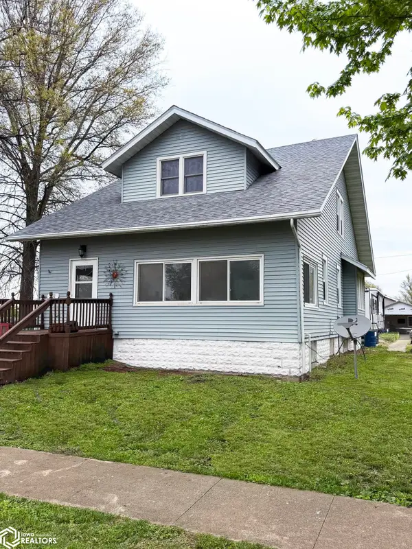 101 2nd Street S, Elliott, IA 51532