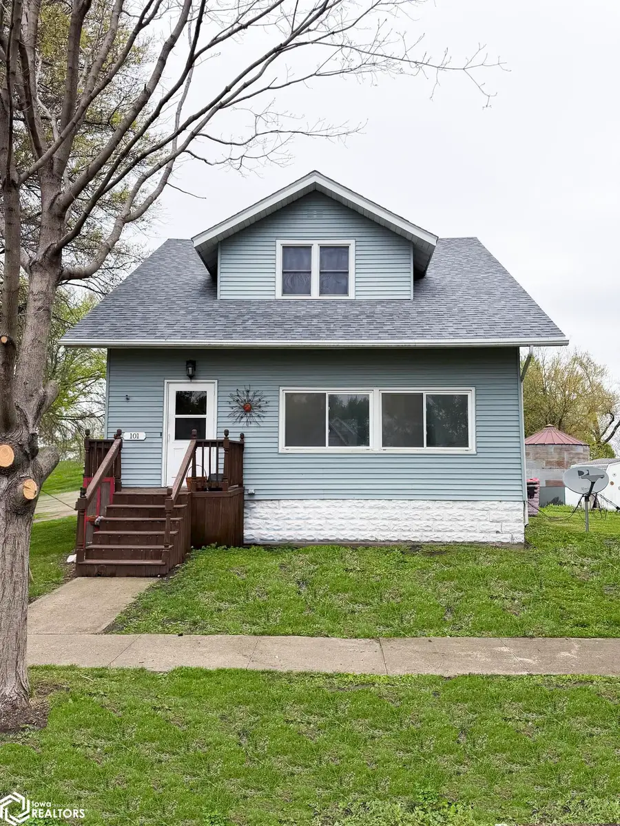 101 2nd Street S, Elliott, IA 51532 - #2