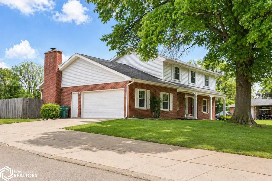 5 Ridgewood Road, Fort Madison, IA 52627 - #2