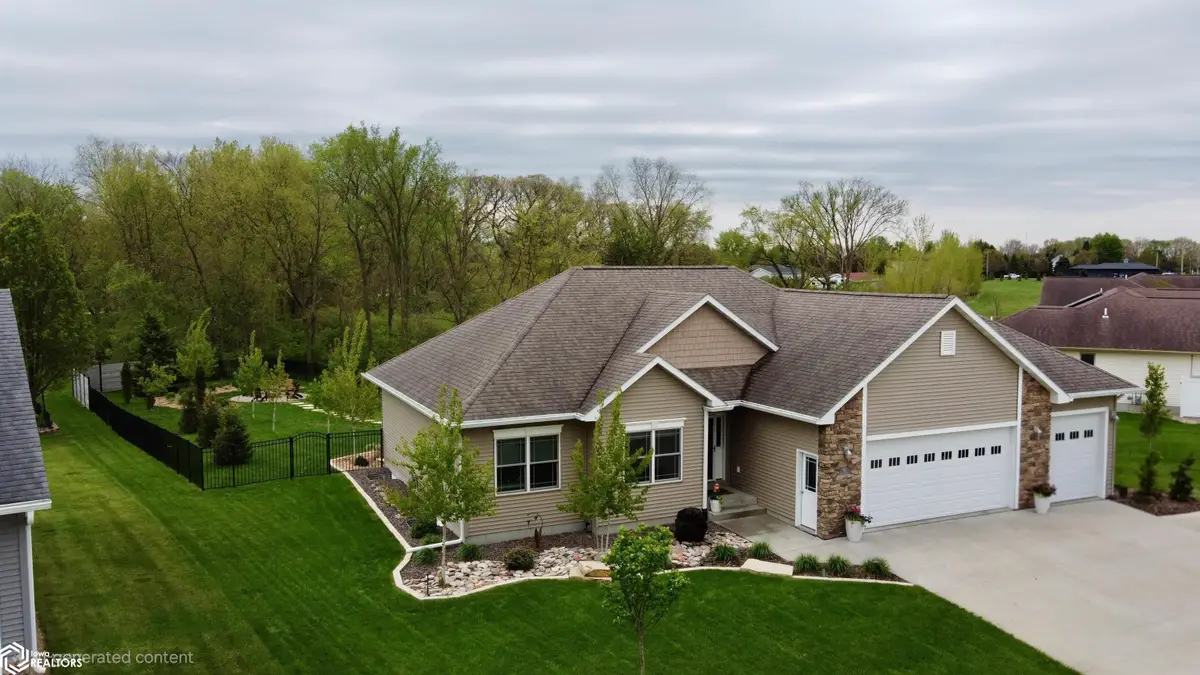 103 Briarwood Bend, Jefferson, IA 50129 - #1