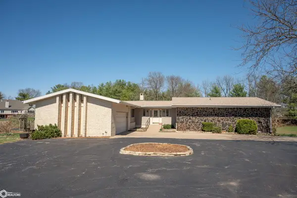 905 Leclaire Street, Warsaw, IL 62379