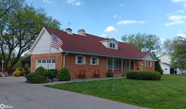 605 E Arkansas Avenue, Bloomfield, IA 52537