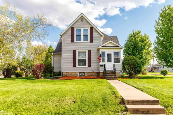 1510 Summit Street, Marshalltown, IA 50158