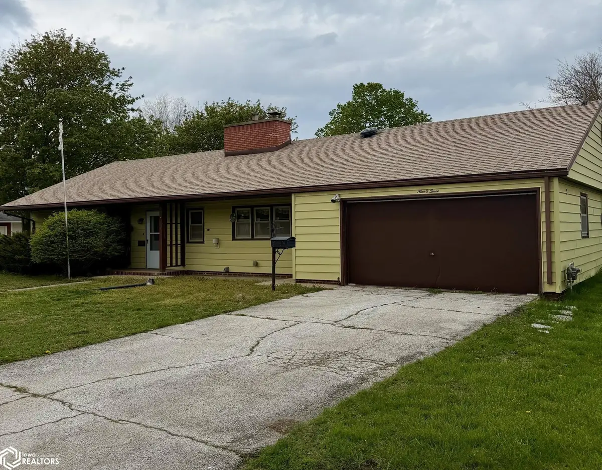 903 2nd Avenue Ne, Clarion, IA 50525 - #1