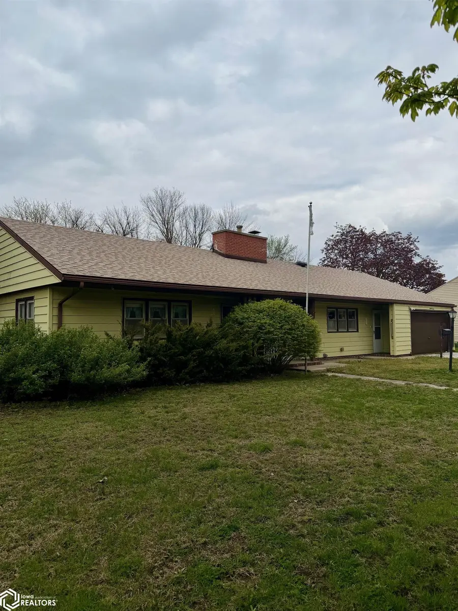 903 2nd Avenue Ne, Clarion, IA 50525 - #3