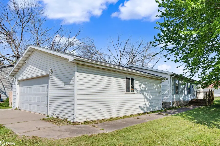 407 S Main Street, Albion, IA 50005 - #2