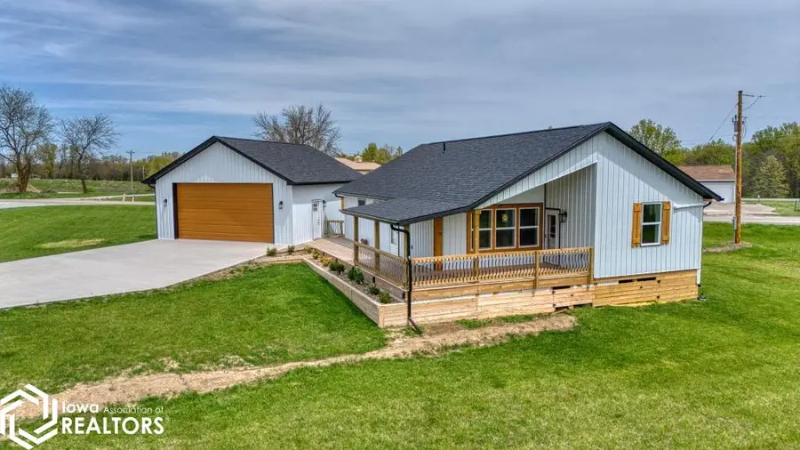 12241 Apache Drive, Moravia, IA 52571 - #2
