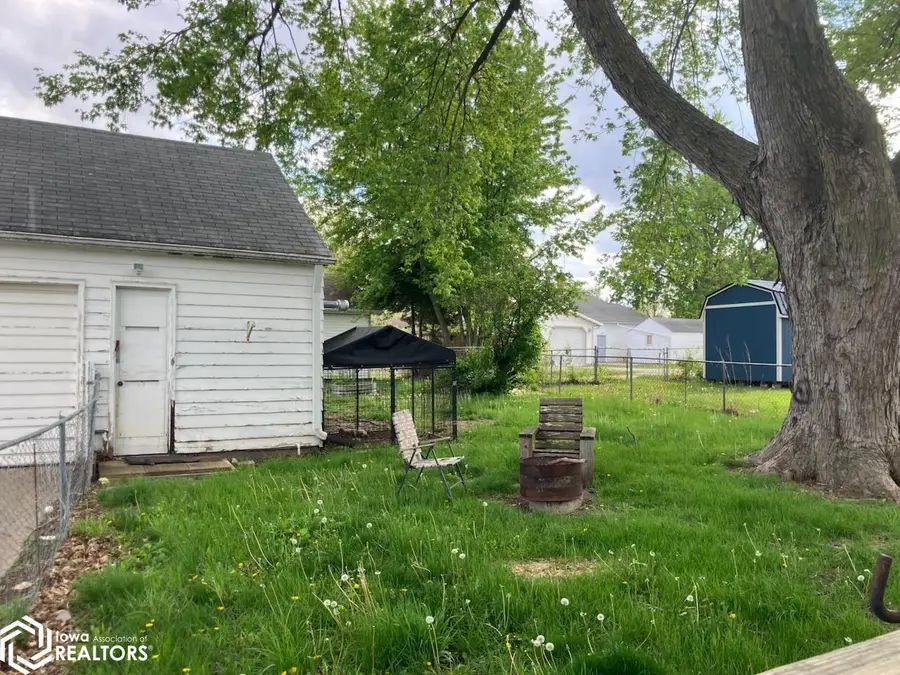406 NE Grant Street, Greenfield, IA 50849 - #3