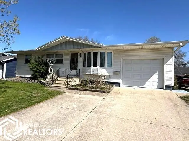 1601 5th Street, Emmetsburg, IA 50536 - #1