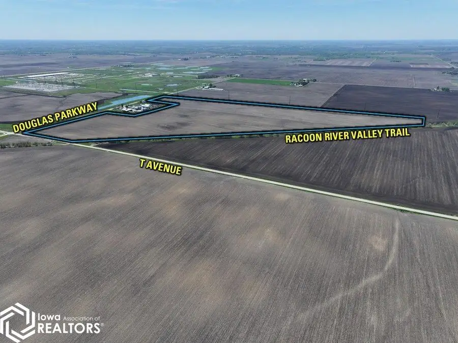 T Avenue & Douglas Parkway, Waukee, IA 50263 - #3