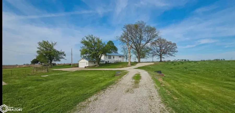 2109 235th Street, Mount Pleasant, IA 52641 - #2