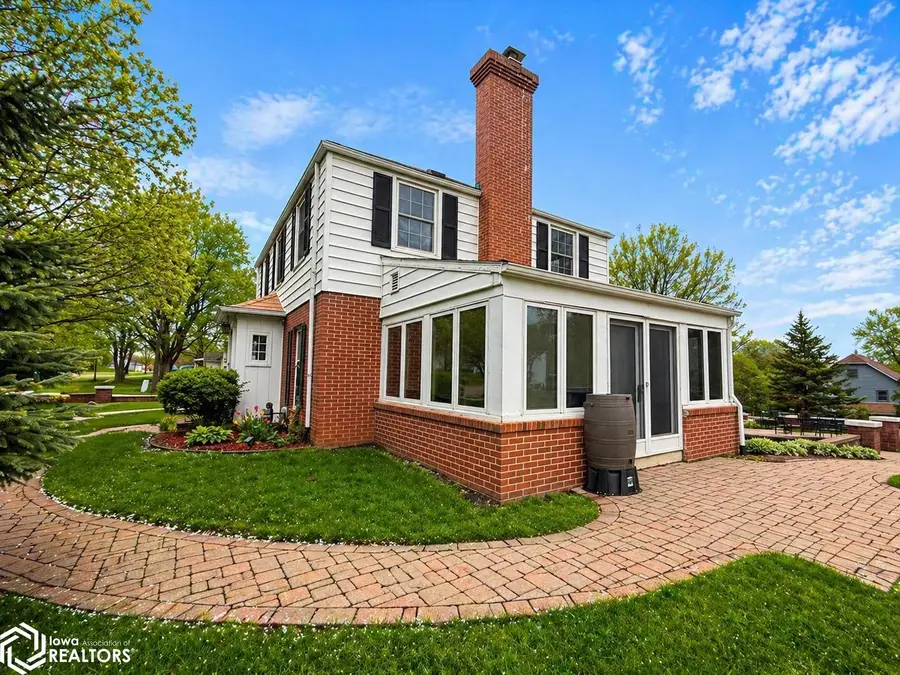 505 S 4th St S, Forest City, IA 50436 - #2