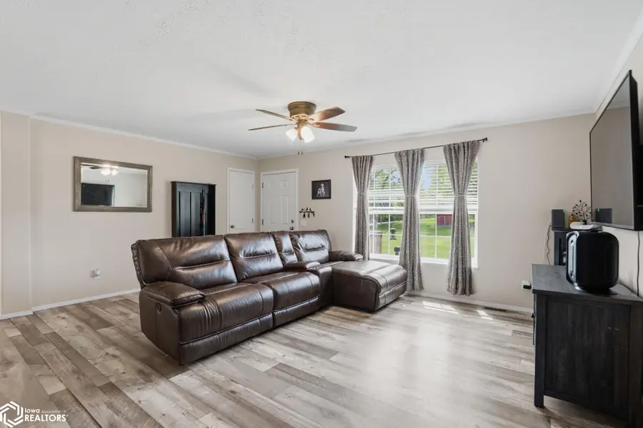 2521 Bill Bone Lane, Oskaloosa, IA 52577-8875 - #3