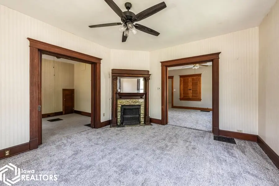 202 W Poplar Street, Bloomfield, IA 52537 - #3